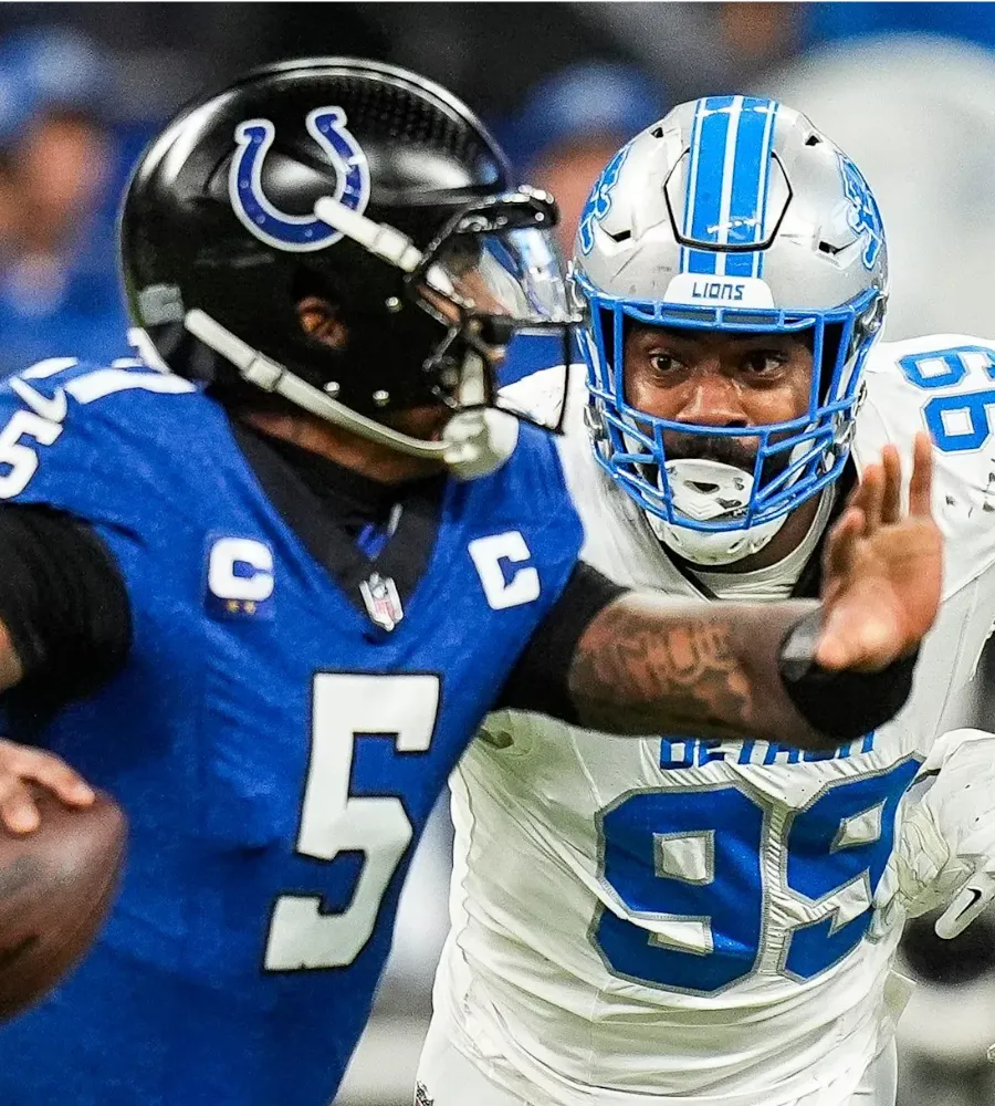 Ben Johnson has a chance to snatch DE Za'Darius Smith from Detroit's grasp