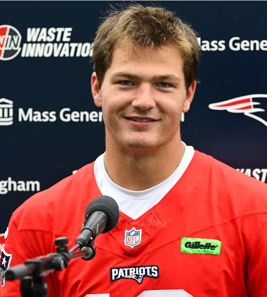 PATRIOTS LINEUP ALERT: Ted Johnson Flags Alarming Red Flags in Drake Maye Ahead of Camp!