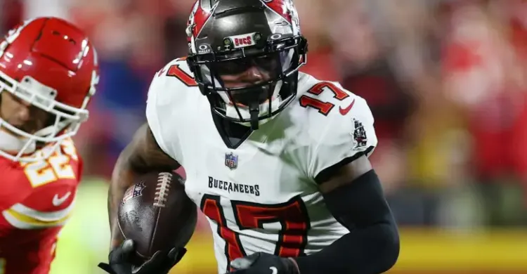 Buccaneers WR Called ‘Lock’ to Make Practice Squad Despite Cut Prediction