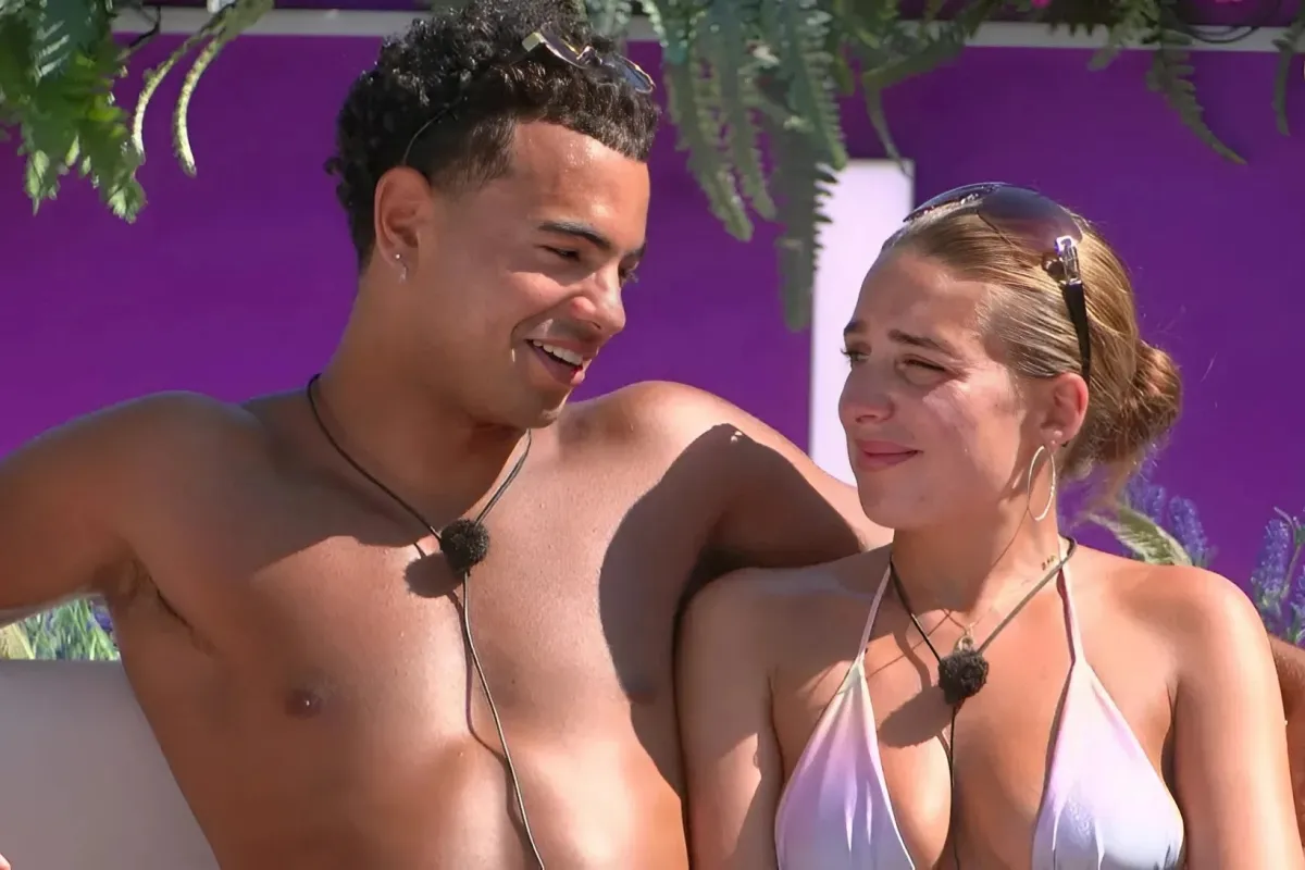 Harrison becomes Love Island first boy to fall in Casa Amor as he betrays Toni in brutal scenes... ngocc