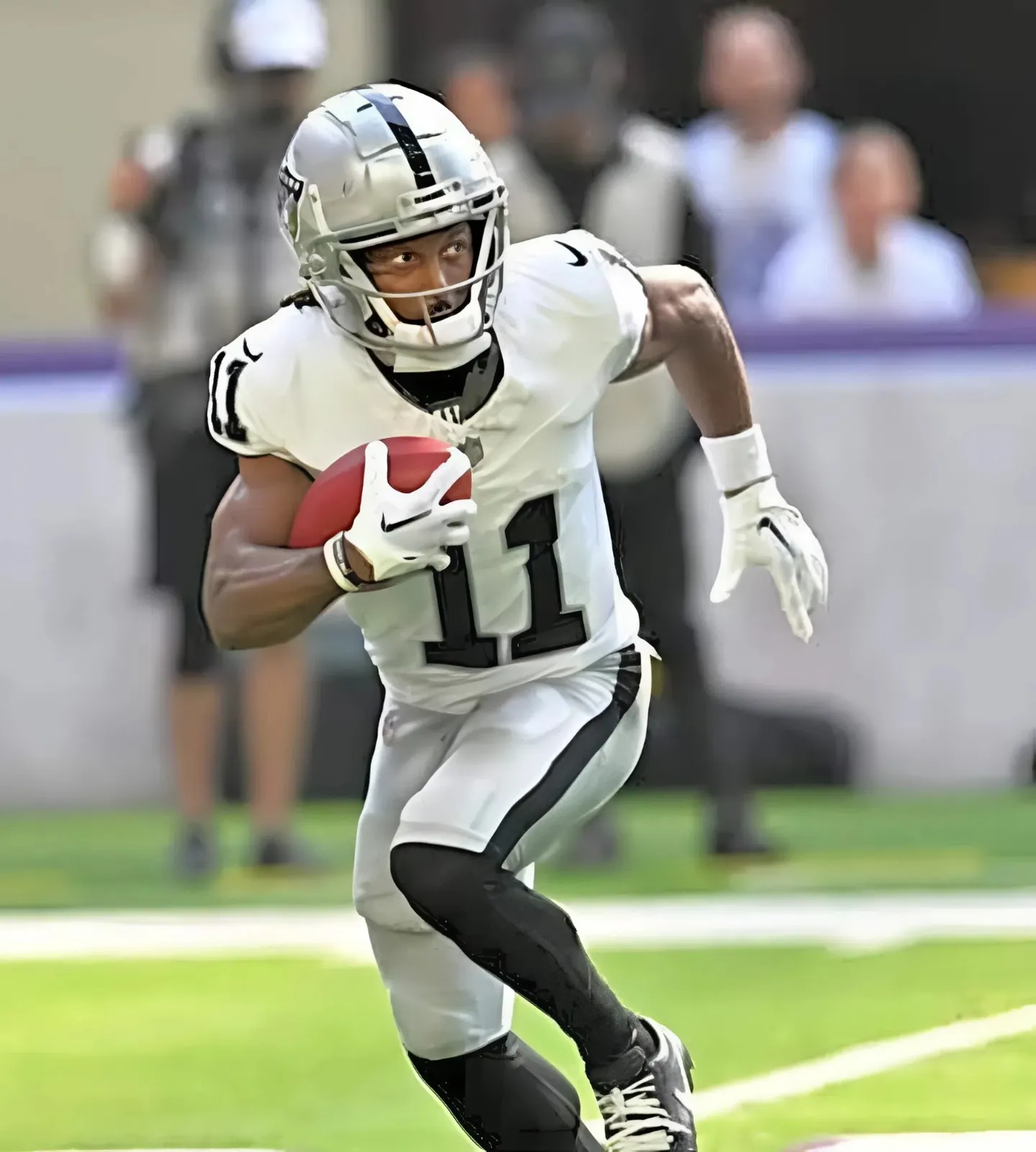 The Raiders Have No Shortage of Options for This Position