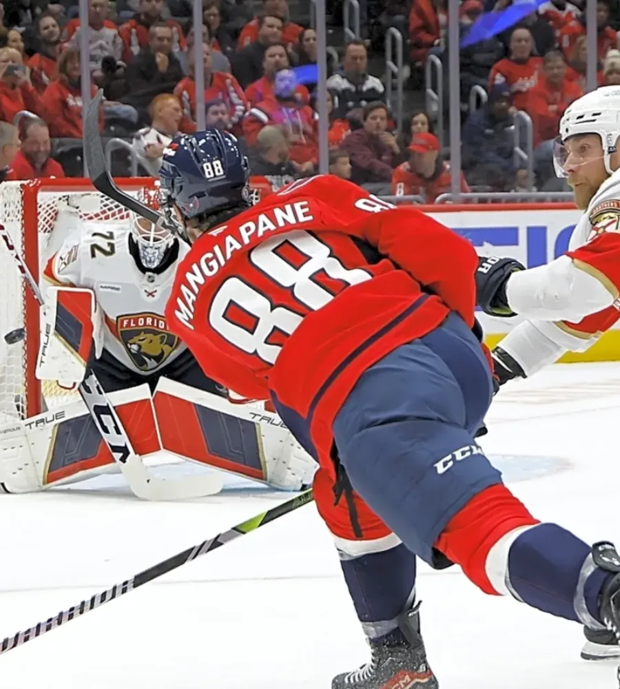 Are the Oilers better off with Andrew Mangiapane over Viktor Arvidsson?