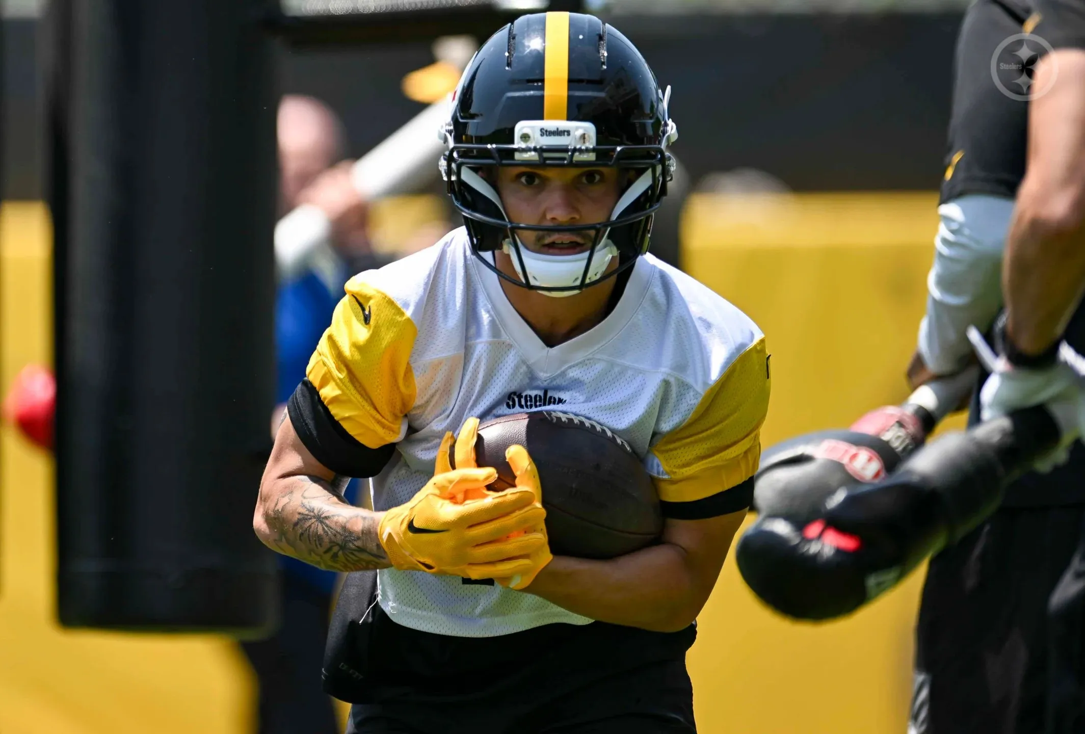 Steelers' Christian Kuntz Reveals Enthusiastic Thoughts Surrounding Roman Wilson