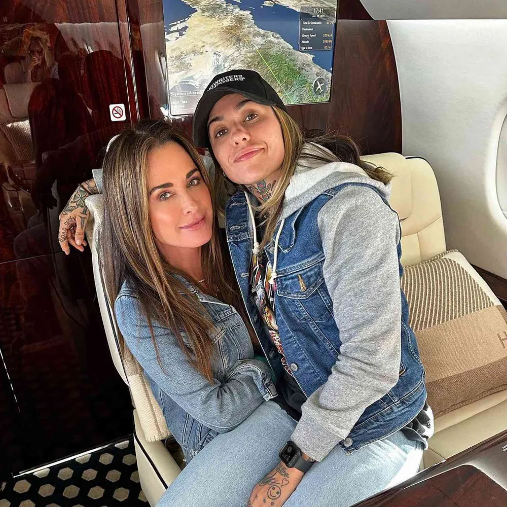 #Breaking Kyle Richards OFFICIALLY confirms relationship with Morgan Wade ❤️ yes, it’s real now 😳 - suong