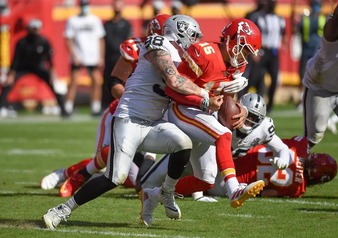 Patrick Mahomes Has Strong Words for Maxx Crosby & Tom Brady
