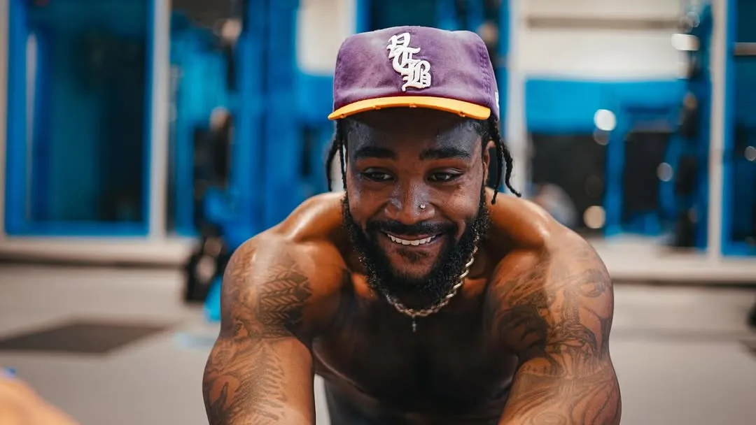 Miles Sanders shows off impressive physique ahead of 2025 season with Dallas Cowboys