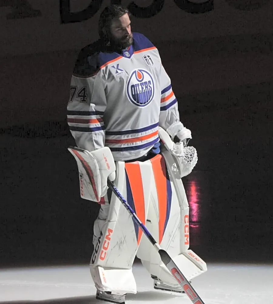 Dustin Schwartz won’t return as Oilers goalie coach as replacement options open up
