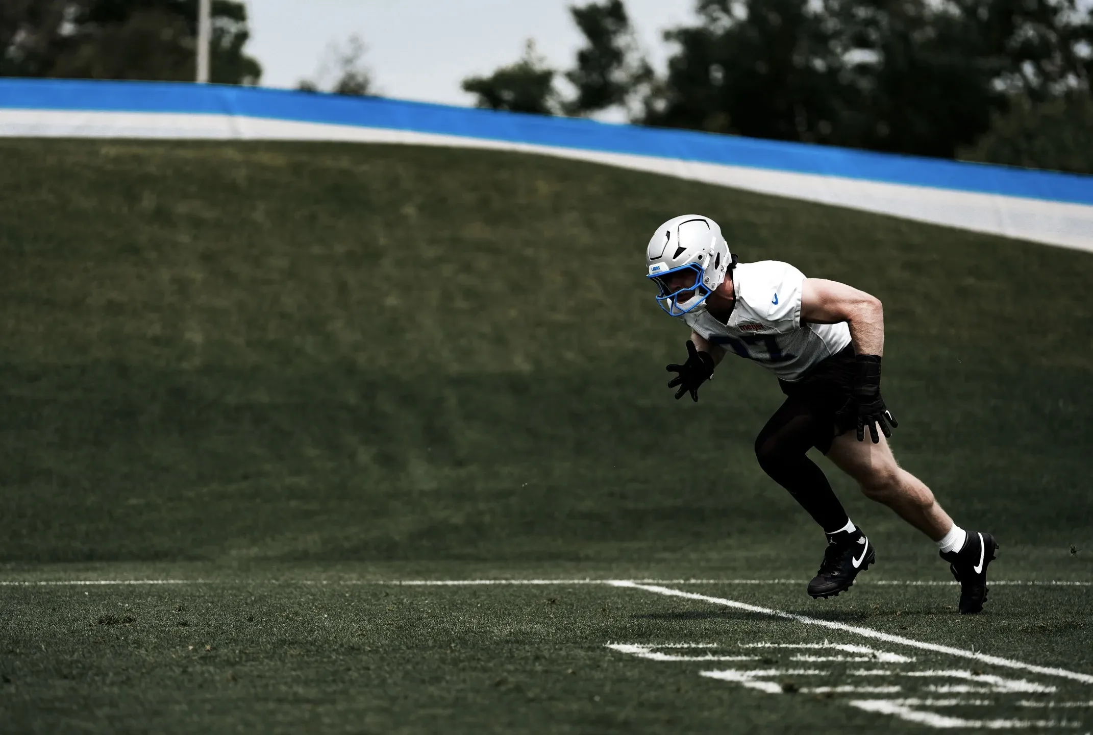 Aidan Hutchinson gives new fitness update ahead of Detroit Lions’ 2025 season, not concerned by double exit