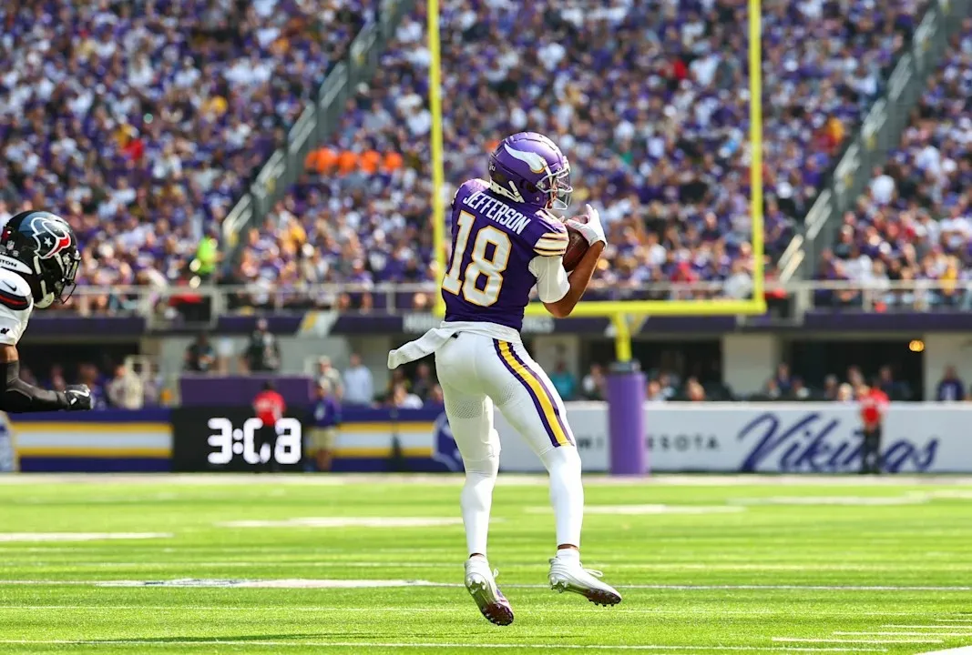 Justin Jefferson And Trey Hendrickson Trade Proposal Ties Bengals and Browns Into 'Wild' Four-Team Deal
