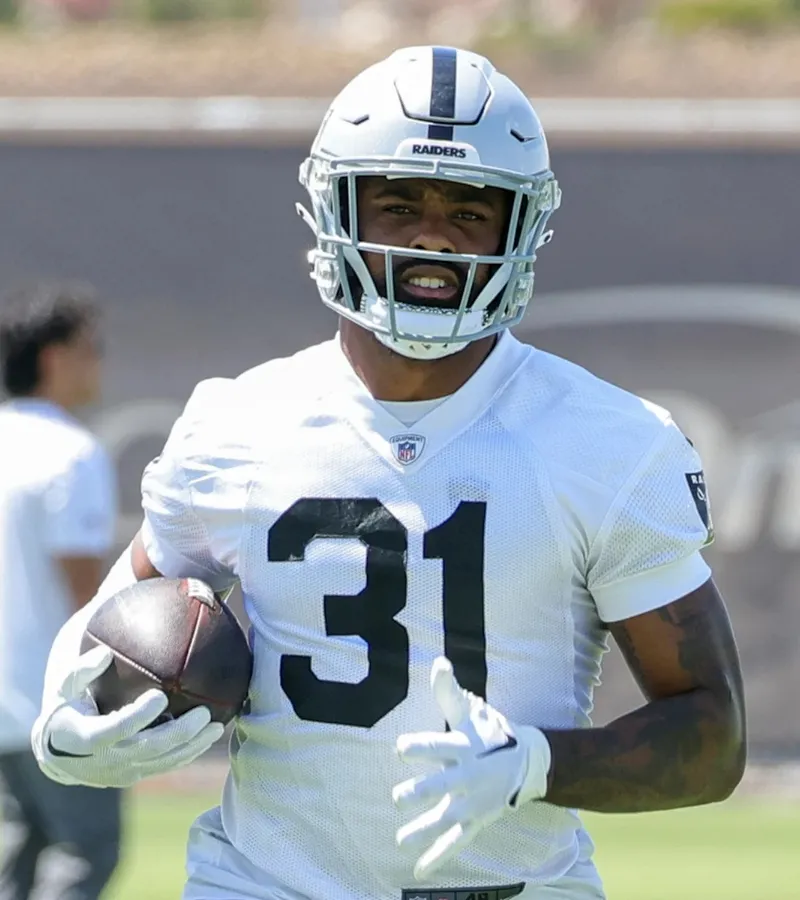 Las Vegas Raiders 2025 Outlook: What Can We Expect From Raheem Mostert?