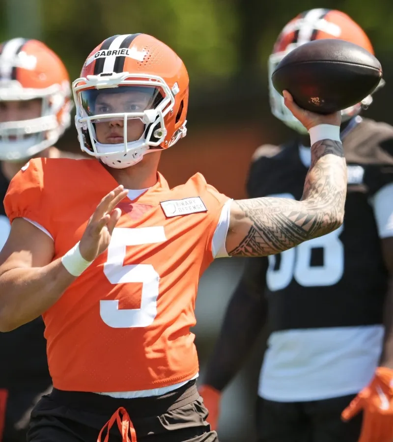 Browns Predicted to Cut Ties With Shedeur Sanders in NFL-Altering Move
