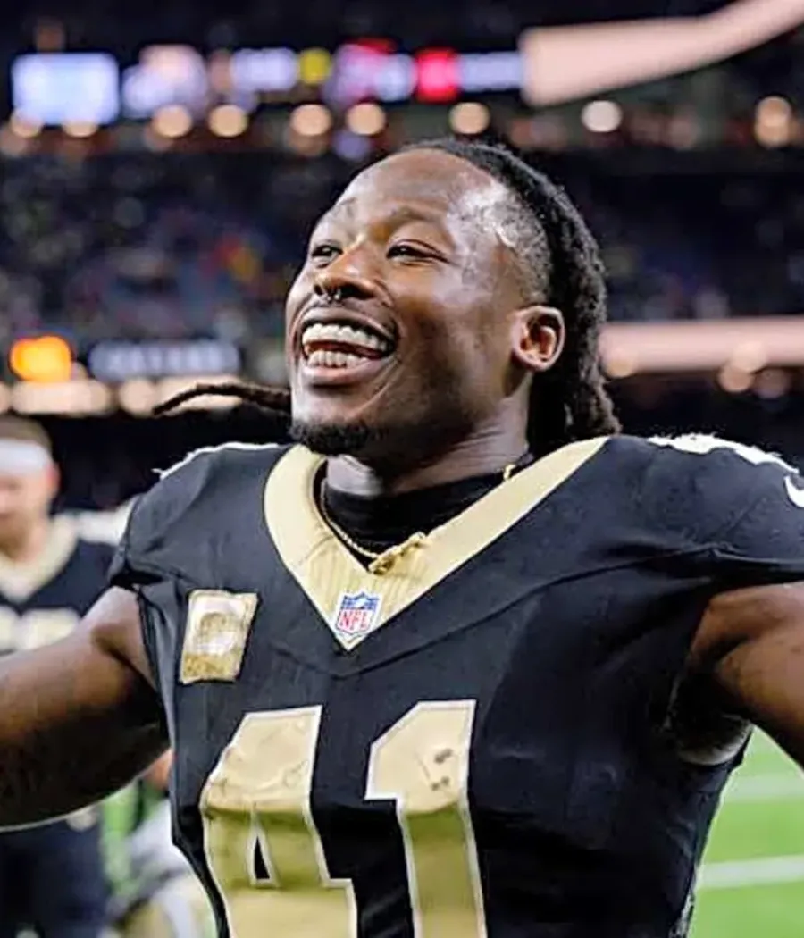Saints' Alvin Kamara Cracks Top 10, Execs Predict Big Year