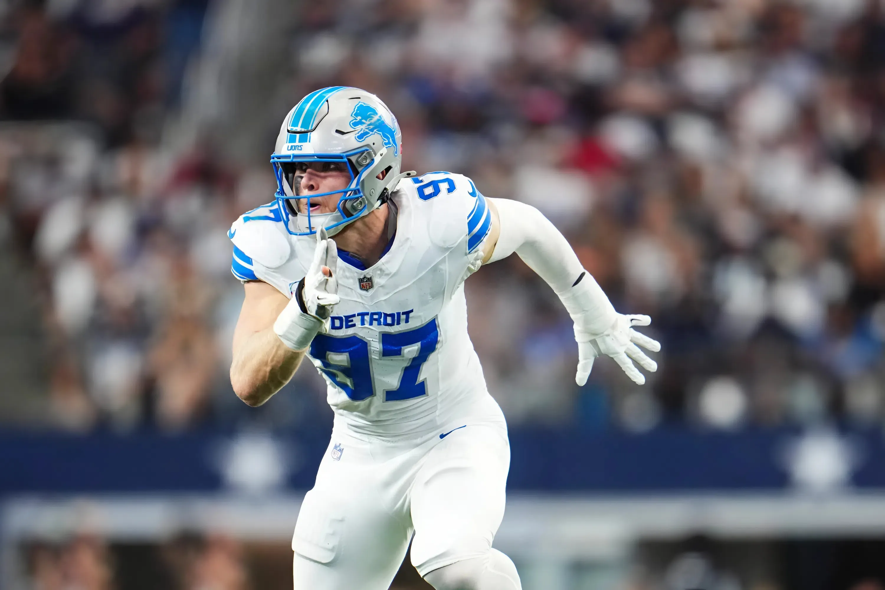 Aidan Hutchinson gives new fitness update ahead of Detroit Lions’ 2025 season, not concerned by double exit Aidan Hutchinson gives new fitness update ahead of Detroit Lions’ 2025 season, not concerned by double exit