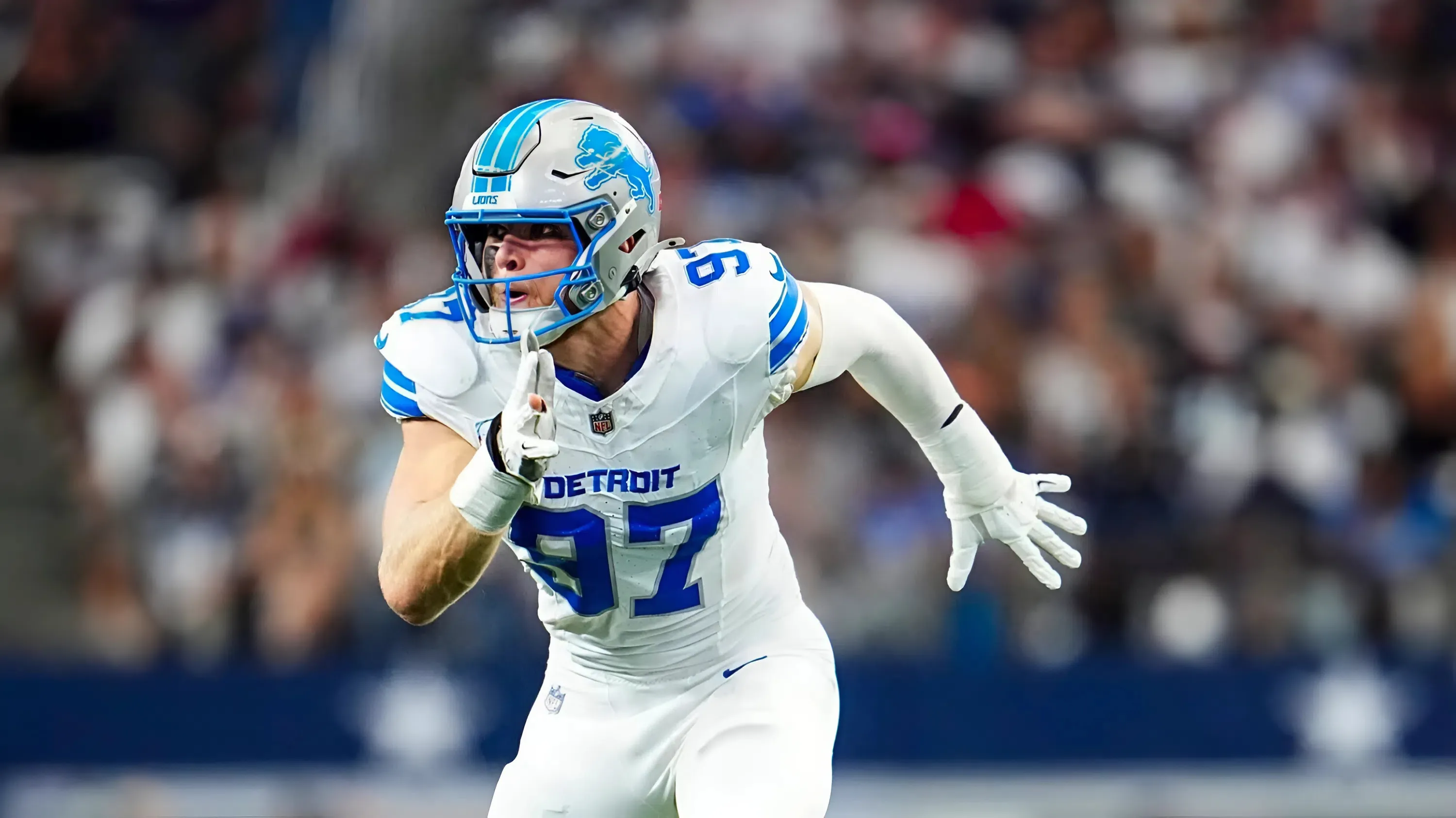 Aidan Hutchinson gives new fitness update ahead of Detroit Lions’ 2025 season, not concerned by double exit