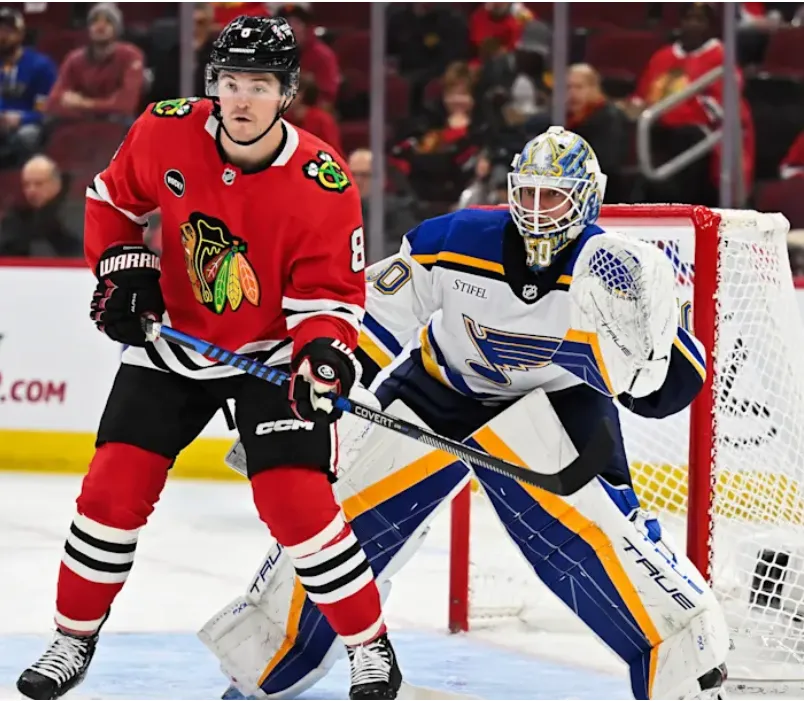 Blackhawks offseason inaction looks worse after Blues' aggressive push