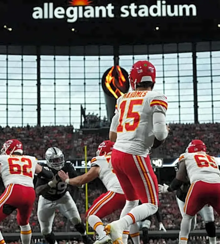 Patrick Mahomes Sounds Off on Raiders' Minority Owner Tom Brady