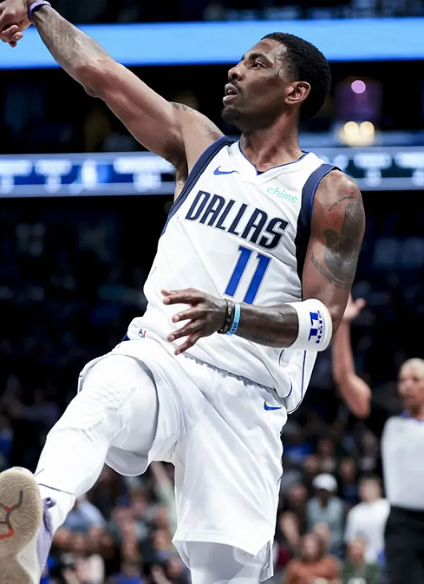 Mavericks' risky Kyrie Irving replacement plan is tiptoeing toward disaster