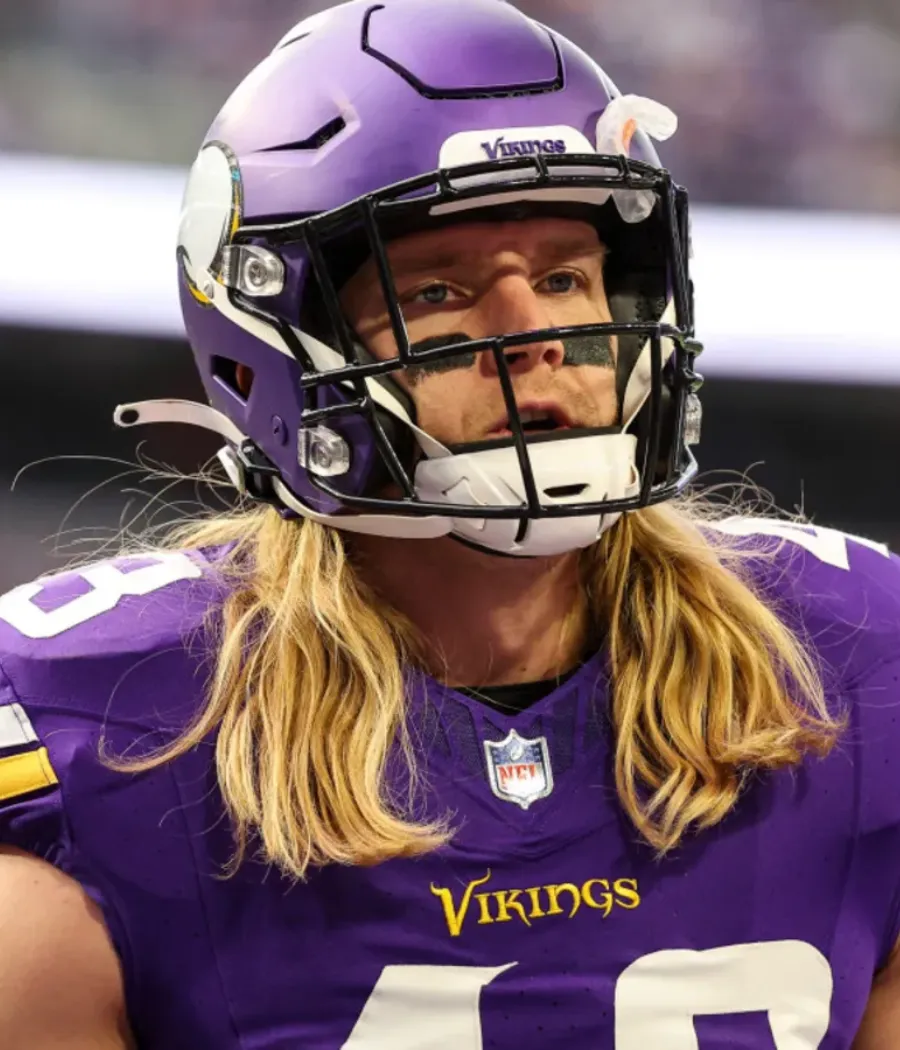 NFL Stars React to Vikings, Andrew Van Ginkel Announcement