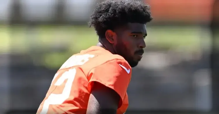 Browns Predicted to Cut Ties With Shedeur Sanders in NFL-Altering Move