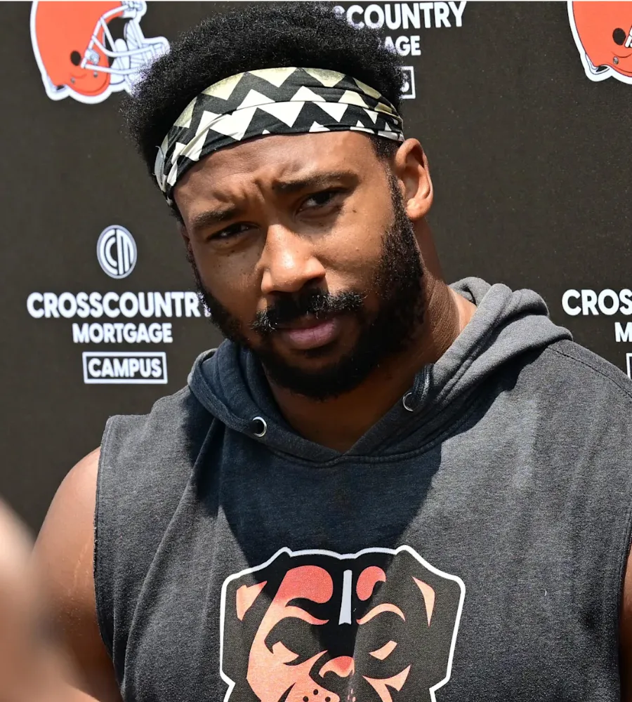 Cleveland Browns Fans Accused of Disrespecting Myles Garrett