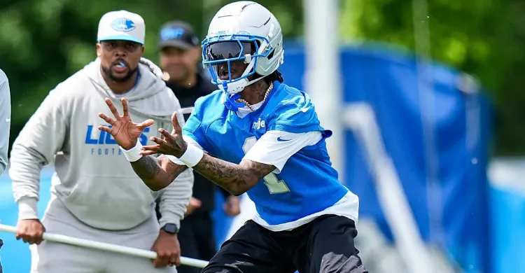 Bold trade proposal gift wraps Tylenol for Lions’ biggest headaches