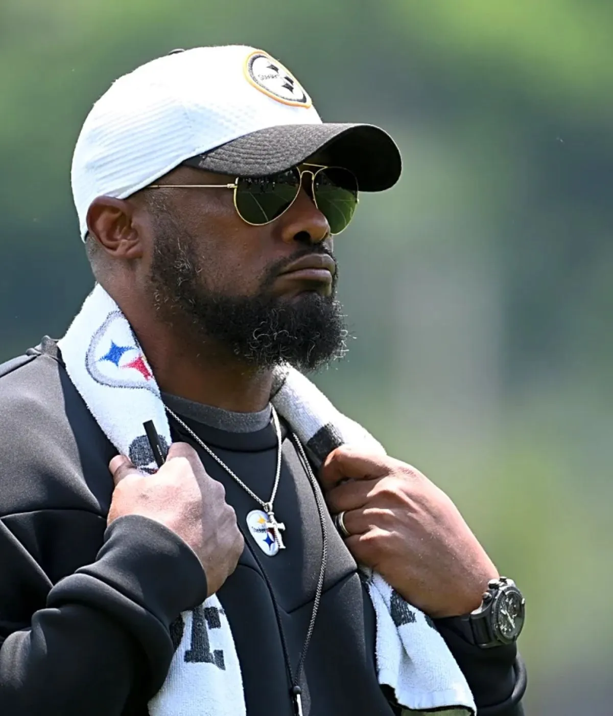 Steelers News: Mike Tomlin Gears Up to Overtake Chuck Knox and Dan Reeves in Coaching Wins Despite Recent Playoff Failures