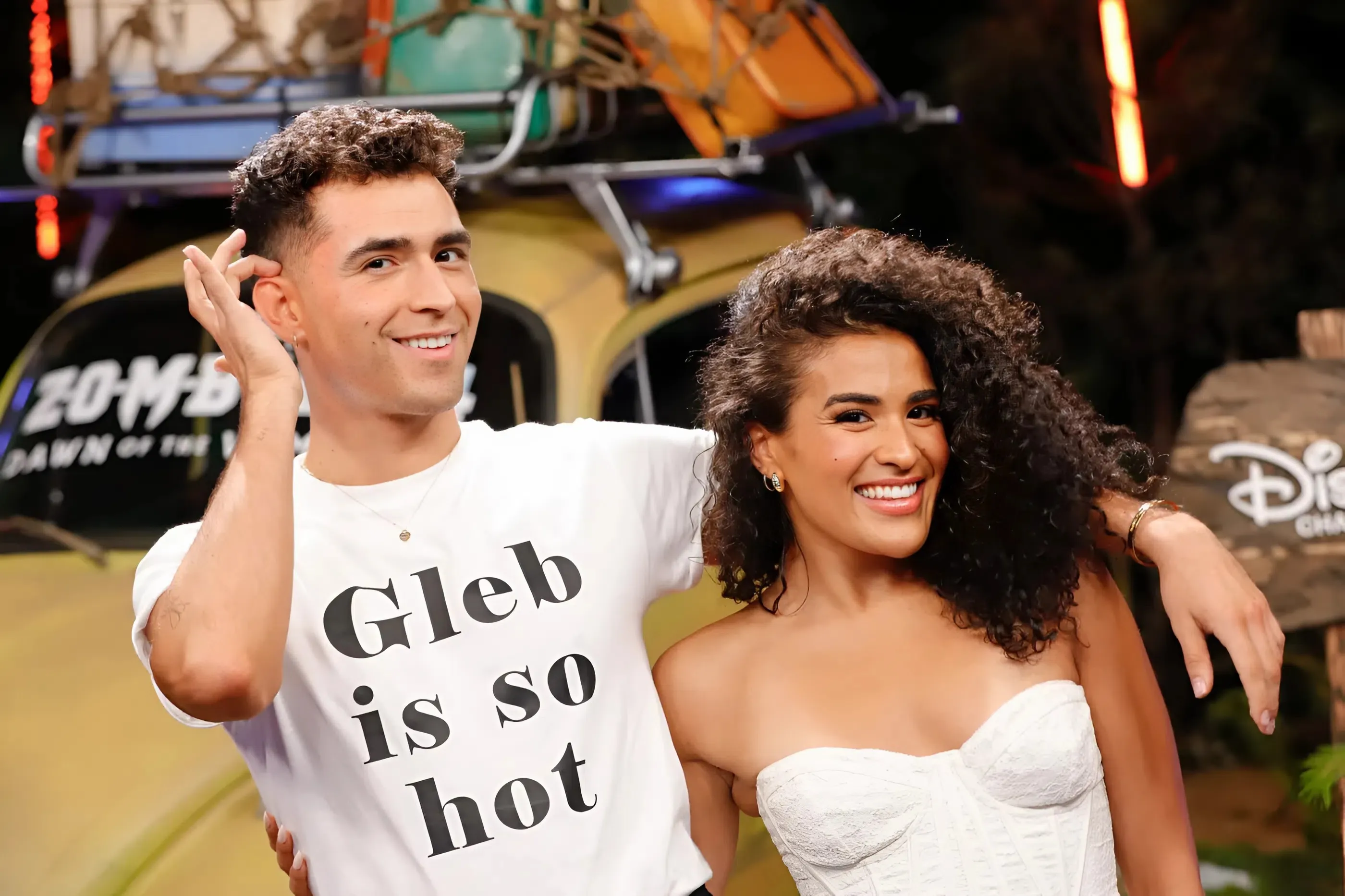 ‘DWTS’ Pro Ezra Sosa’s Viral Tee Has Fans Shouting: ‘Where Can I Get This?!’ trucc
