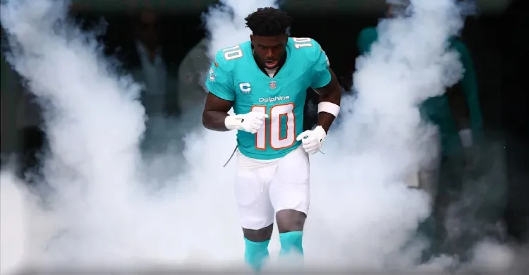 NFL analyst pours cold water on smoldering Tyreek Hill to 49ers rumors