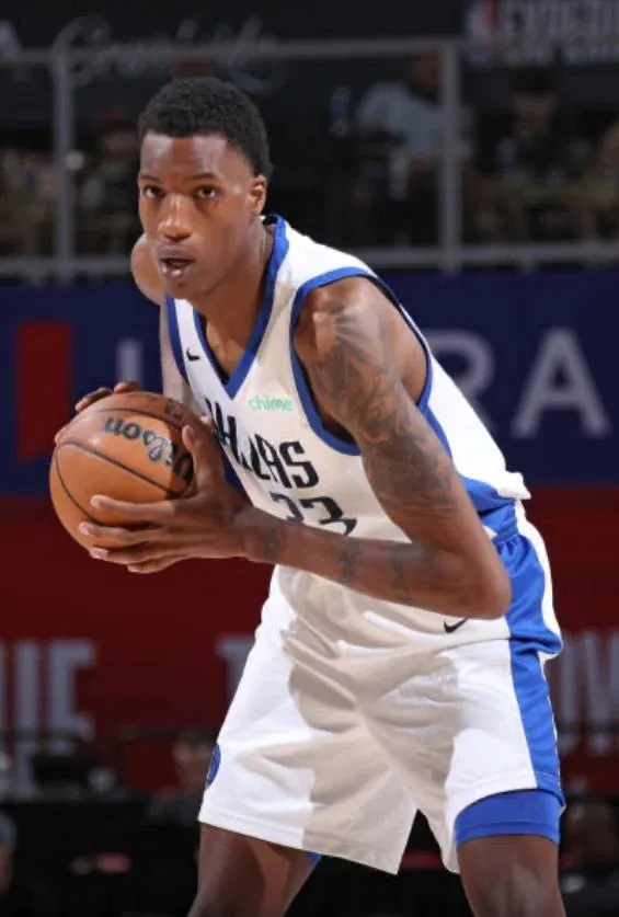 Mavericks' 7-foot-5 monster set to seriously shake up final roster decision