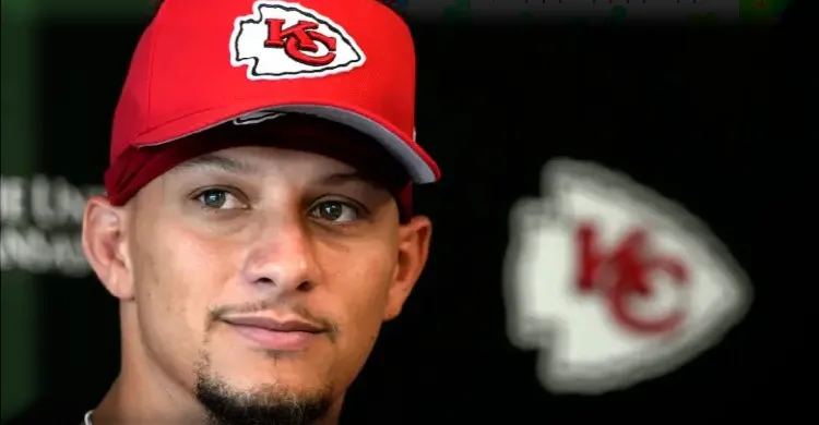 Patrick Mahomes Dragged as ‘Fat,’ ‘Embarrassment’ After Personal Photos Surface