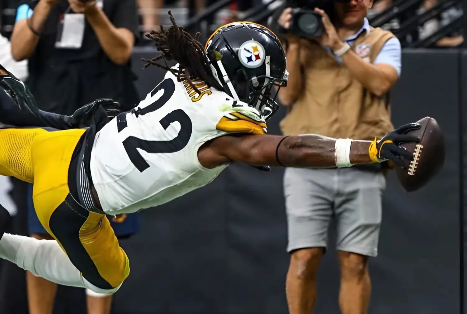 Najee Harris Eye Injury Severity Updated From July 4 Fireworks Explosion