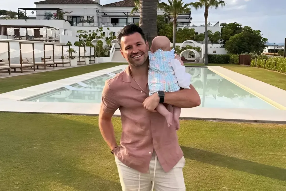 Mark Wright signs up for huge reality show with star-studded line-up four months after becoming a dad... ngocc