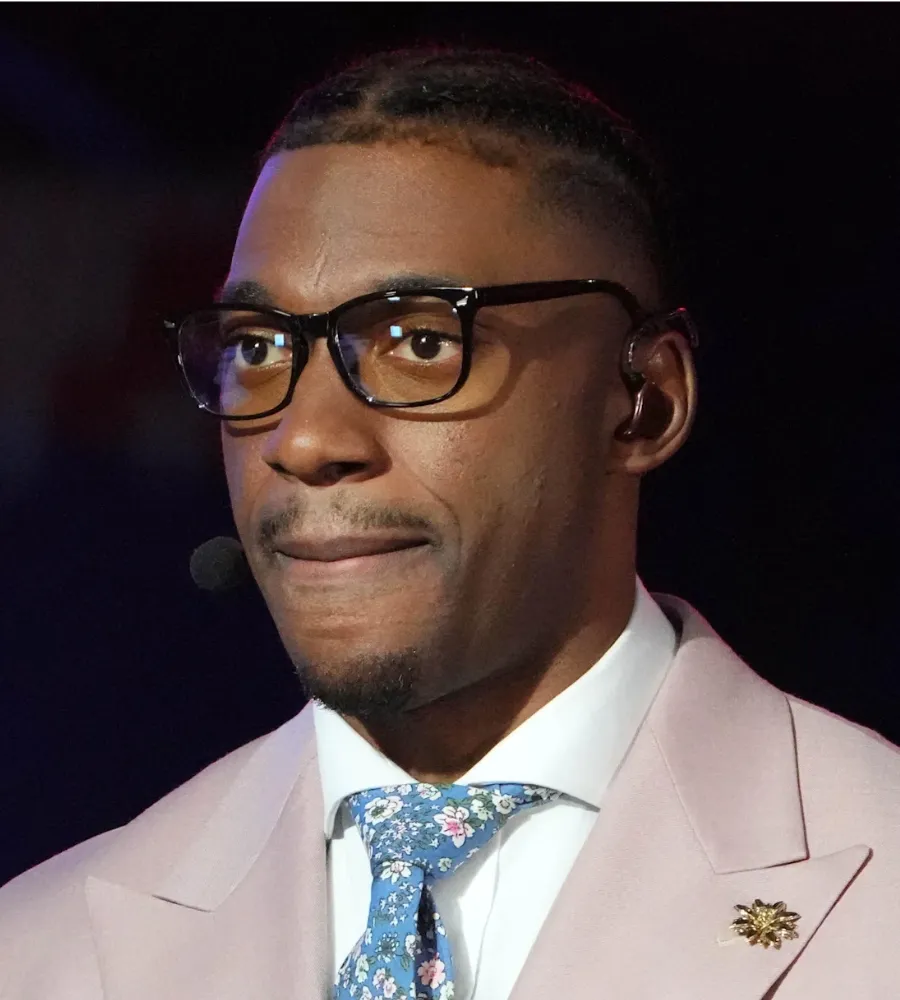 Former Commanders QB Robert Griffin III draws backlash over viral post