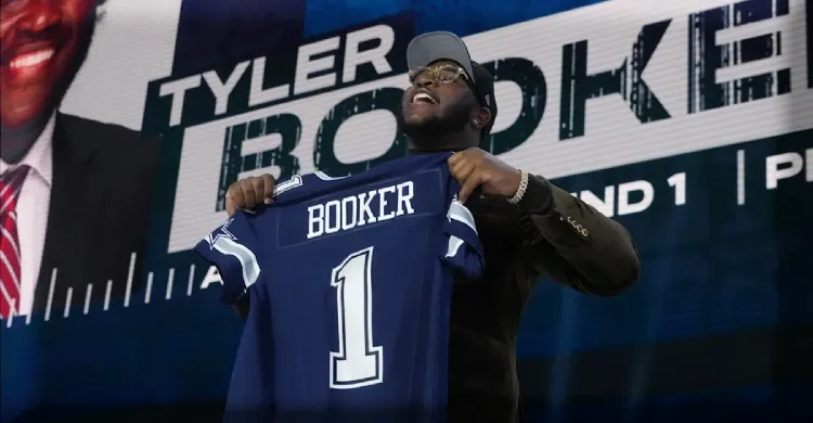 Dallas Cowboys Rookie Tyler Booker Reveals Insight Into 'Fun' Change in Offensive Line