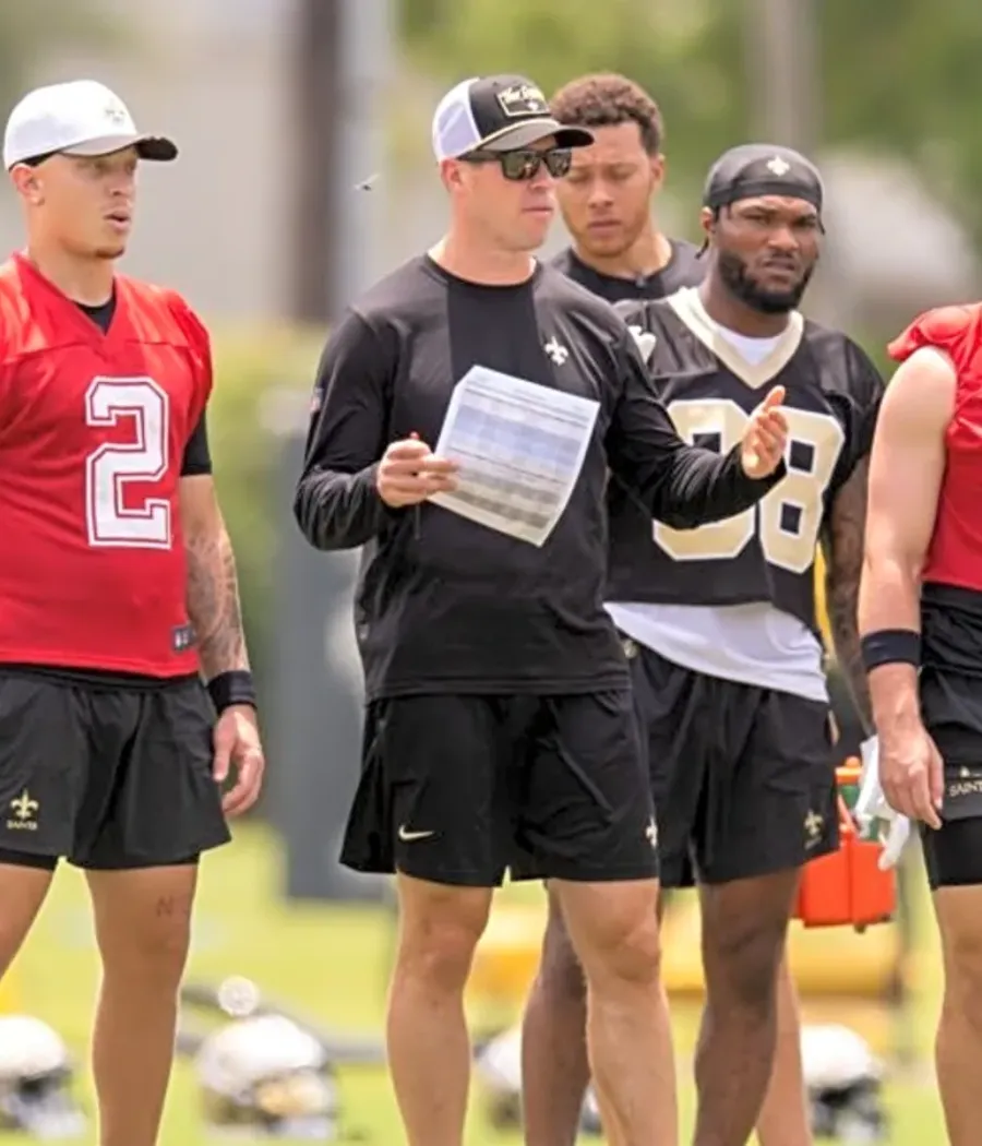 NFL Analyst Has Bold Prediction on Saints Quarterbacks