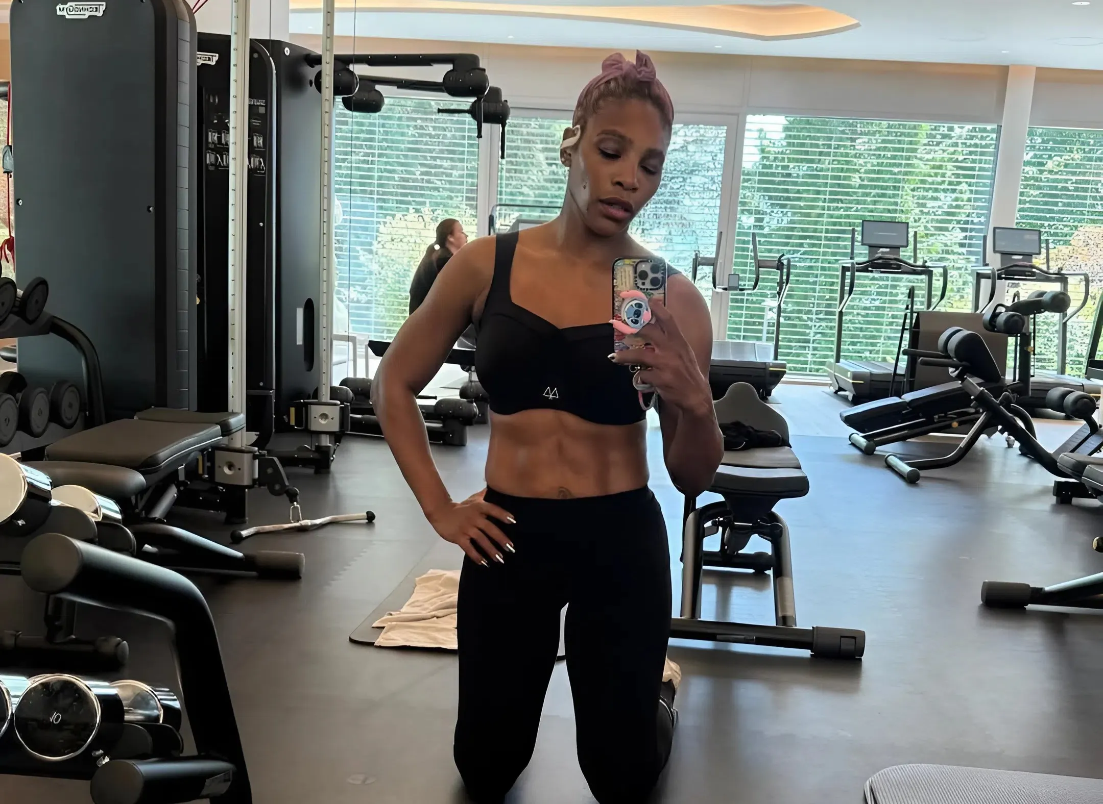 Serena Williams Shows Off Eye-Popping Abs in New Photos