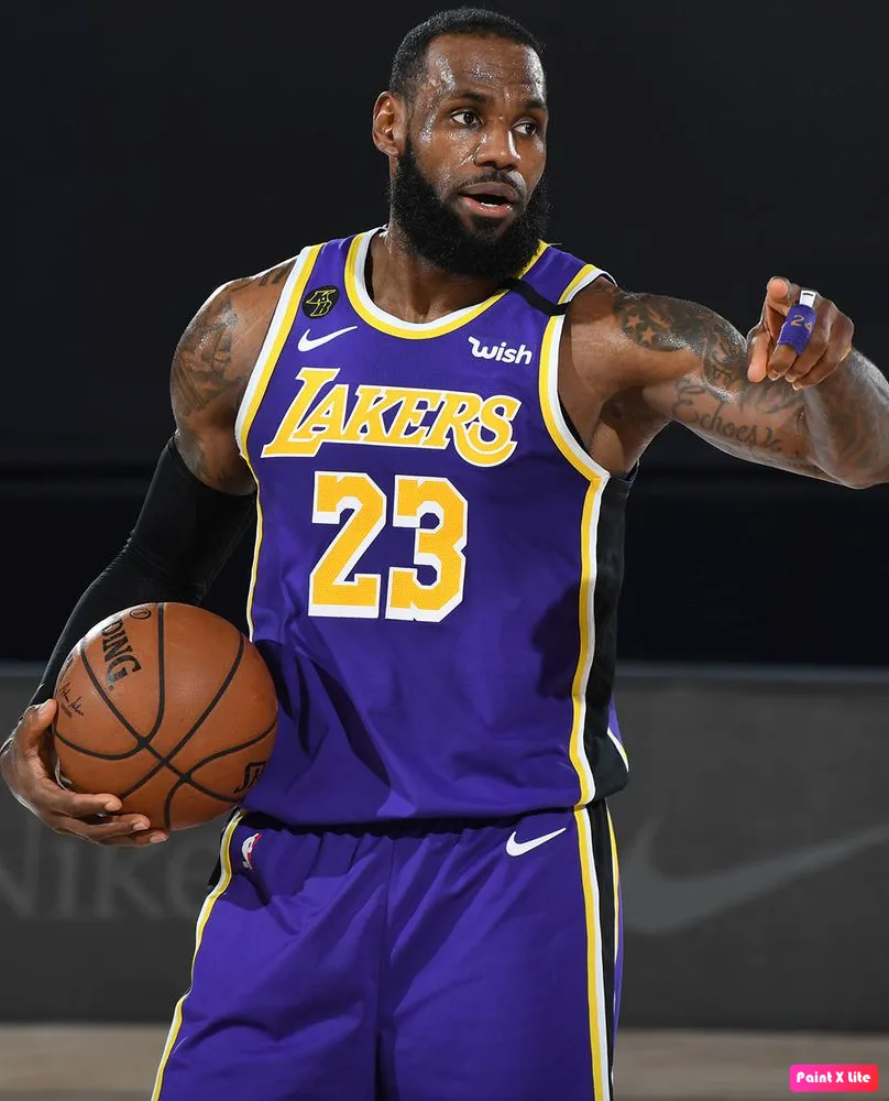 Heat Predicted To Land LeBron James In Blockbuster Trade Sending $109 Million All-Star To Lakers