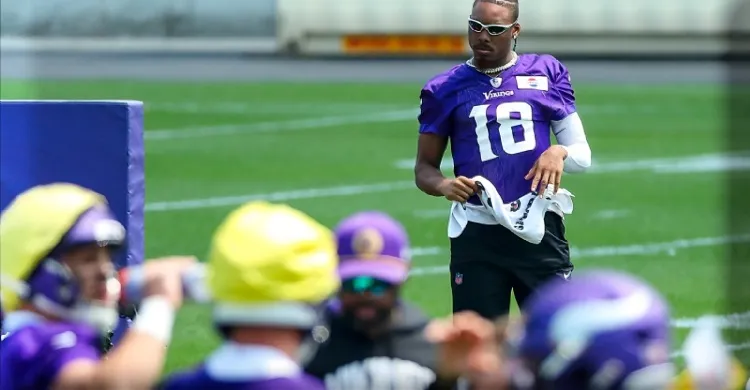 Randy Moss believes this wide receiver could be the best ever