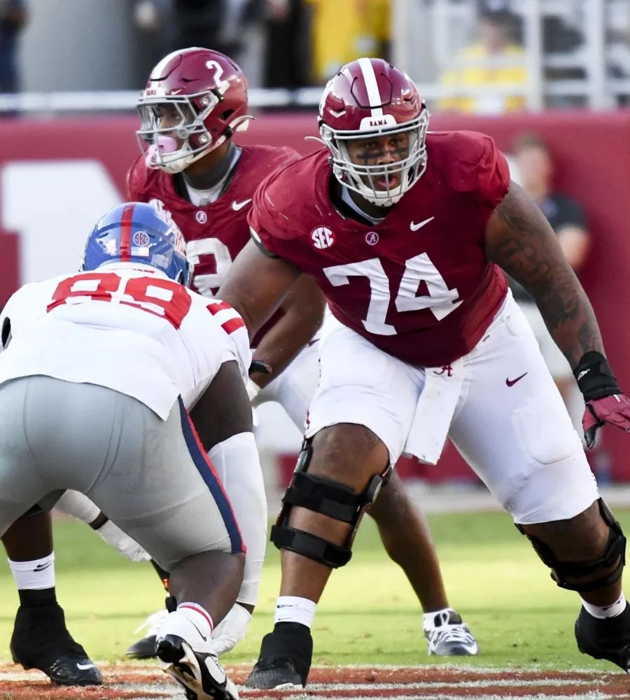 Mock draft stunner fills unforeseen Bears need for blocking help