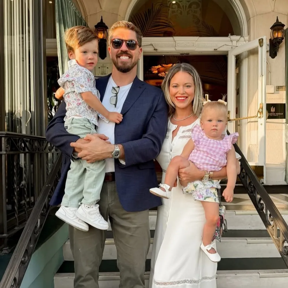 "She bought Kyle’s house and now she’s coming for her crown" – RHOBH newcomer revealed as Amanda Frances, not Christine Blackman, as $6.1M Bel-Air power move ignites cast tension and marks the arrival of Beverly Hills’ most calculated Housewife yet