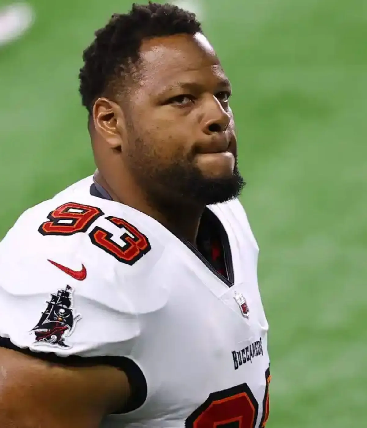 Bucs Super Bowl Champion Starter Announces Retirement in Emotional Post