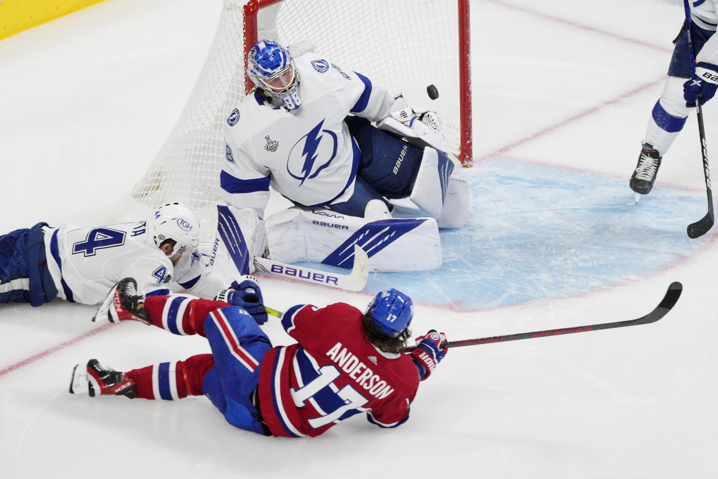 Lightning await 2025-26 schedule as NHL announces Opening Night tripleheader