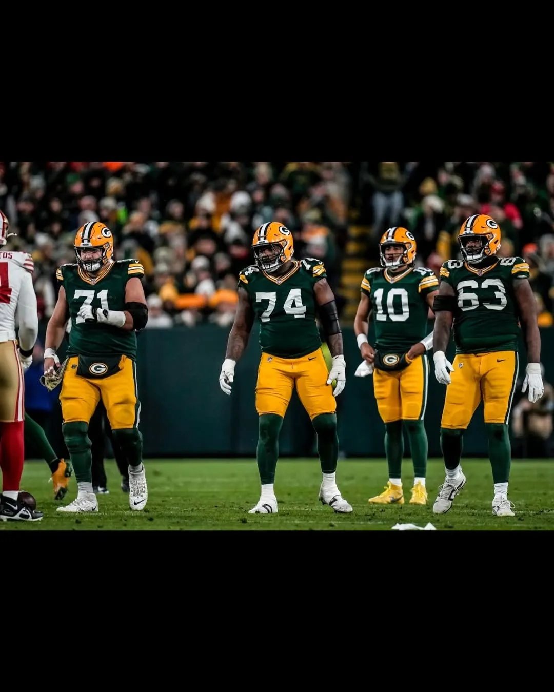 Elgton Jenkins Makes Top 10 of Best OL for 2025, Execs Think He is Underrated