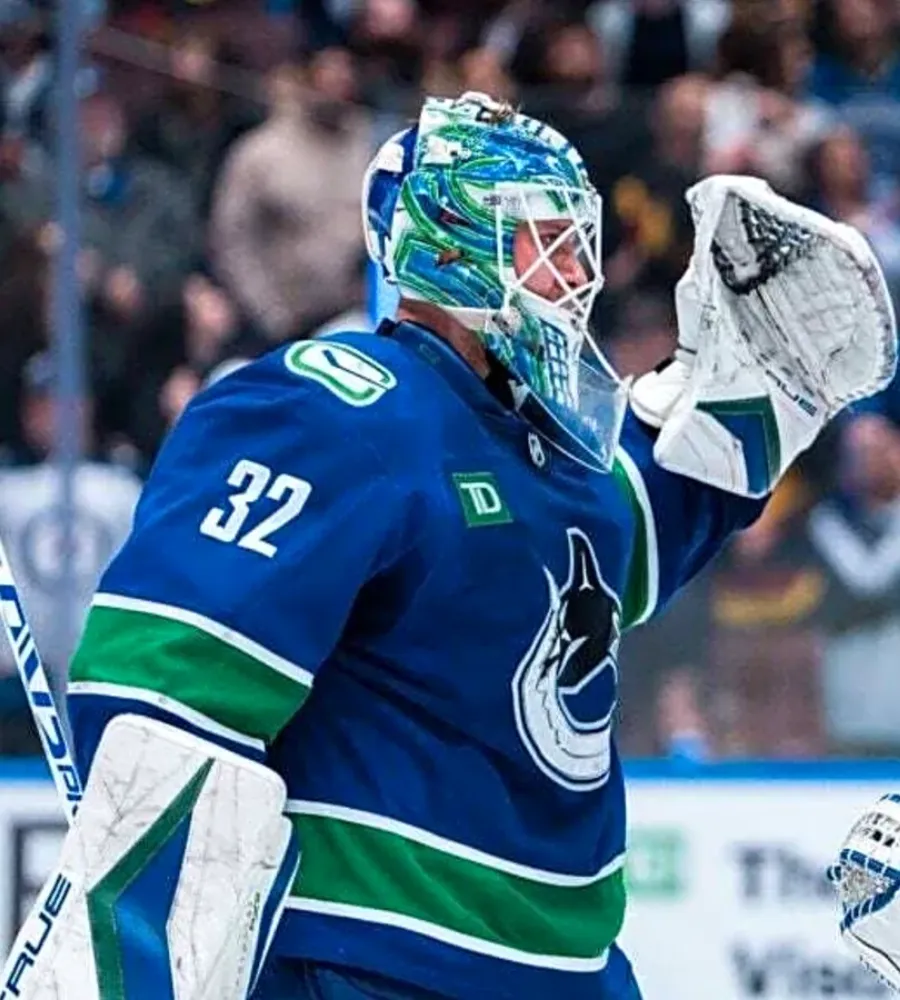 Pittsburgh Penguins Acquire Young Vancouver Canucks Goaltender