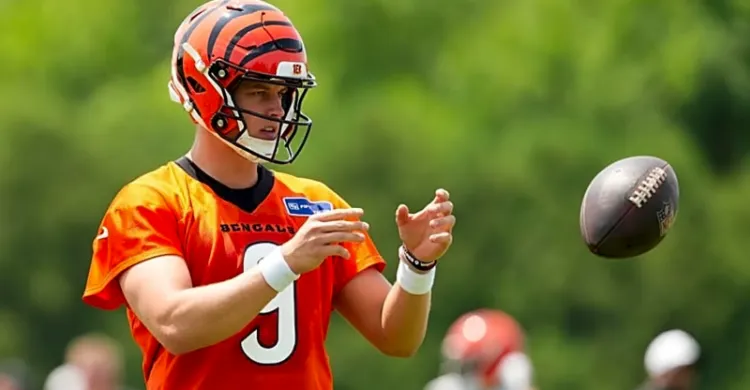 Joe Burrow Ahead of Former MVP in Latest QB Rankings: 'He's the Best Right Now'