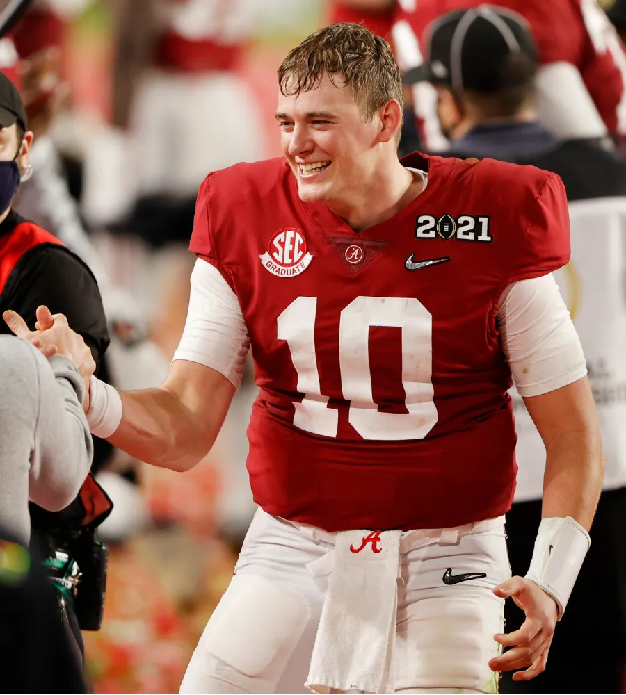 49ers’ experiment with Mac Jones may be heading for a wild twist