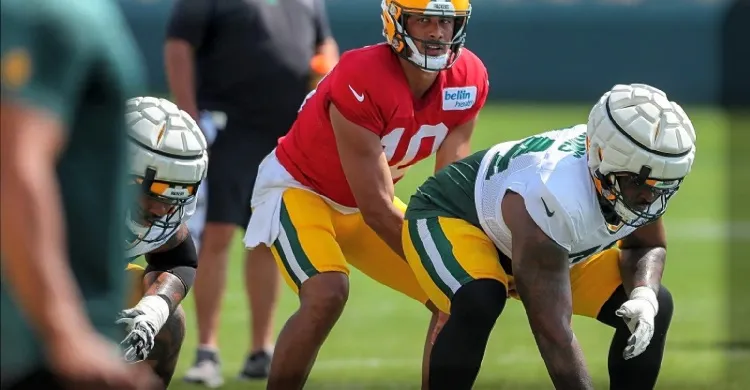 Green Bay Packers: The Simple Blueprint For Jordan Love to be on Aaron Rodgers, Brett Favre Level
