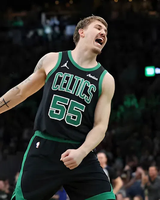 Former Suns two-way forward impresses in Boston Celtics summer debut