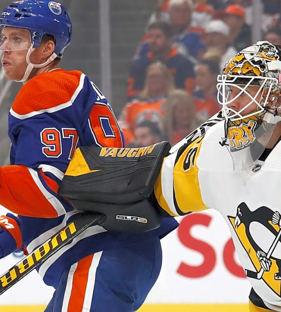 Why now could be the time for the Oilers to pounce on the goaltending market