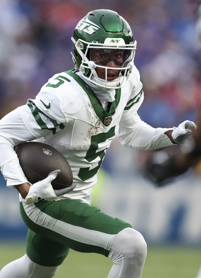 Eagles look brilliant after Jets hand Garrett Wilson payday bigger than A.J. Brown